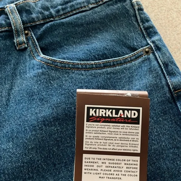 NWT. KIRKLAND SIGNATURE HIGH-RISE STRAIGHT JEAN - Picture 3 of 7